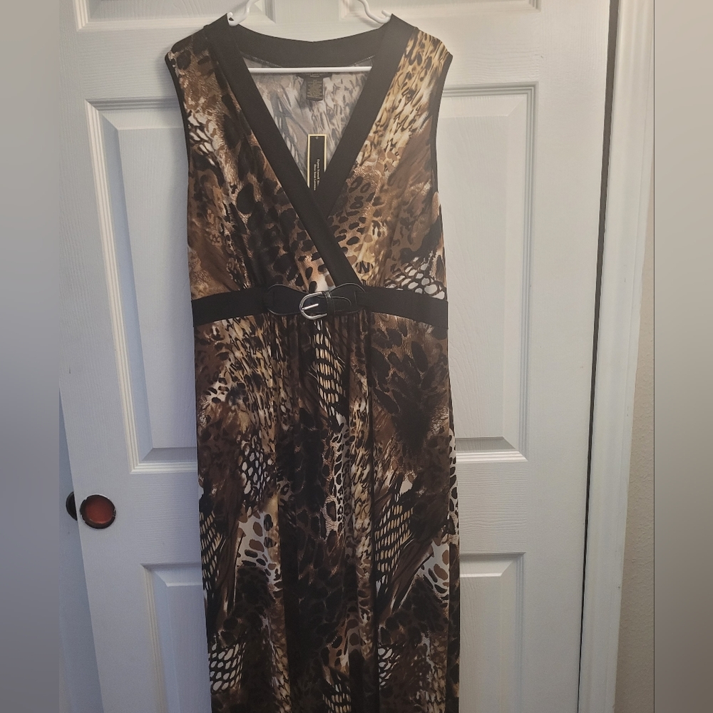 Sleevless Maxi Dress